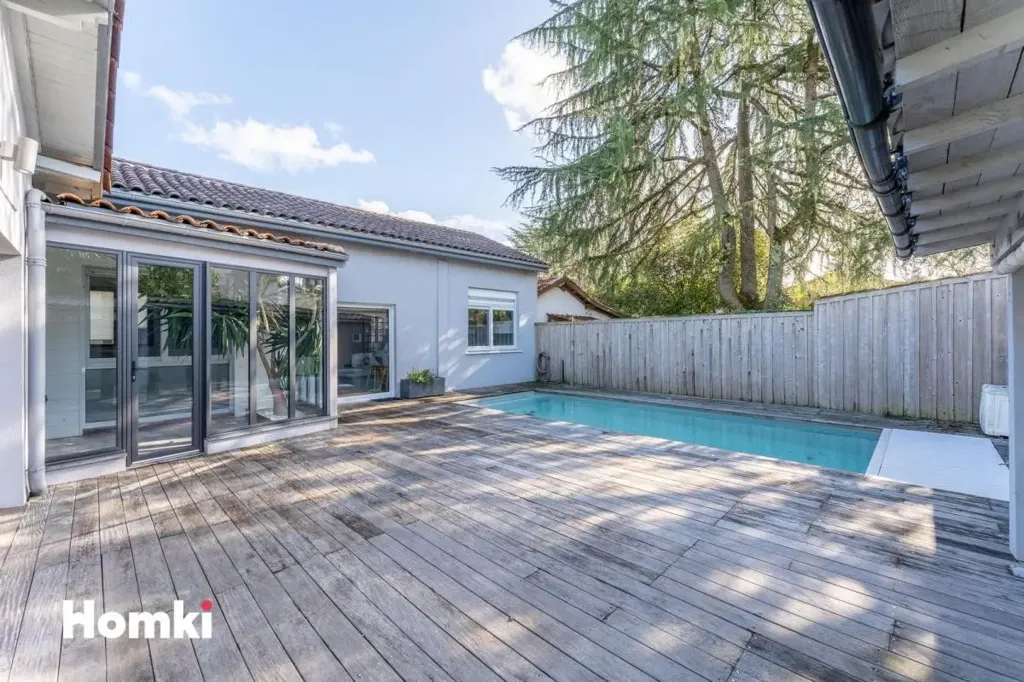 Bassein - Villa with Pool in Pessac