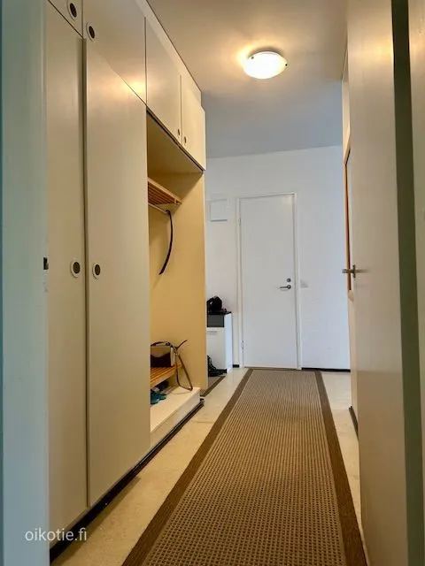 Recibidor - Spacious Apartment with Balcony in Karhuvuori, Kotka