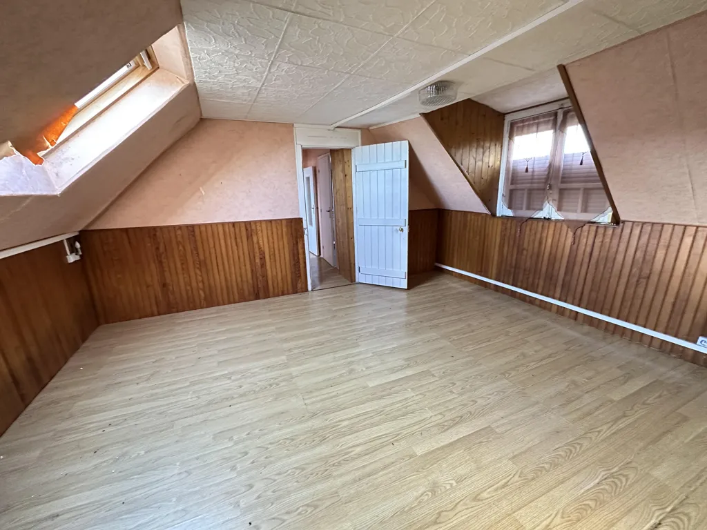 Pièces - Maison à Rafraîchir avec Jardin à Sarcus