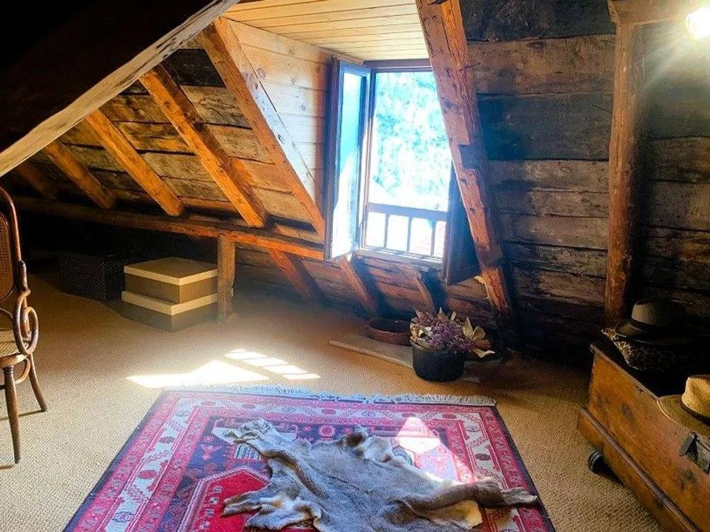 Toad - Spacious House with Mountain Views in Sin