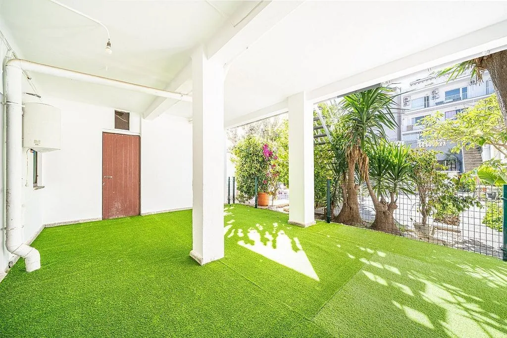 Terrass - Ground Floor Flat with Terrace in Ciudad Jardín