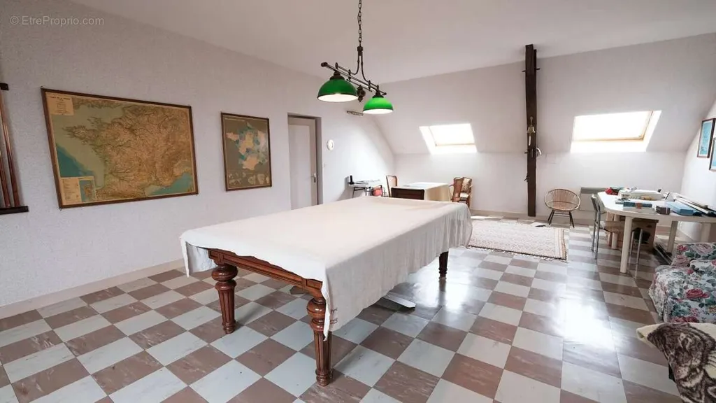 Söögituba - Large Semi-Detached House with Garden in Onlay