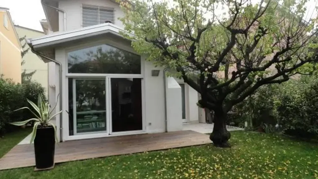 Aed - Elegant Villa with Garden in Ravenna