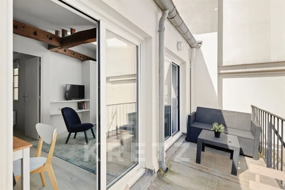 Rõdu - Top Floor Flat with Terrace in Saint-Germain-des-Prés
