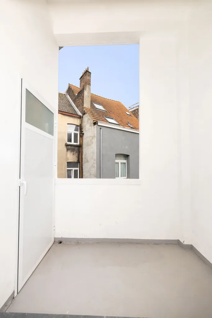 Toad - Renovated Flat with Balcony in Saint-Gilles