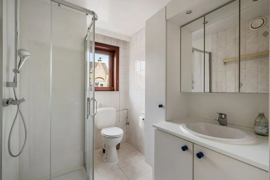 Vannitoad - Apartment with Park View in Diksmuide