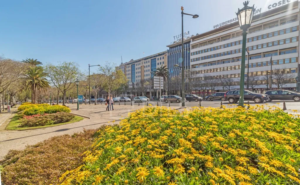 Duplex Apartment with Terrace on Avenida da Liberdade, Lisbon