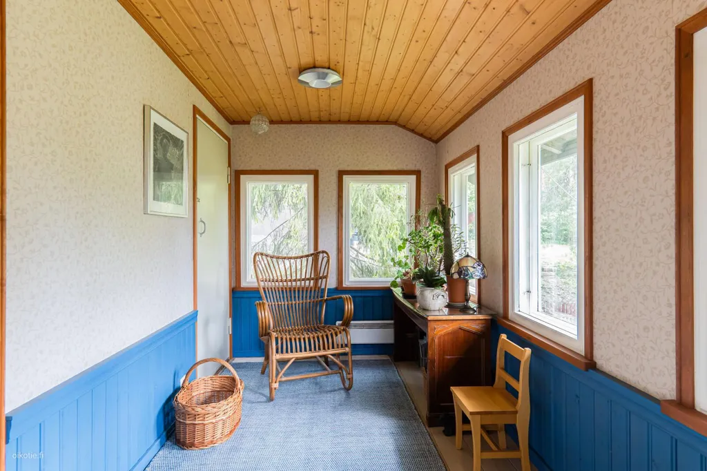 Entrée - Detached House with Sauna in Hyvinkää