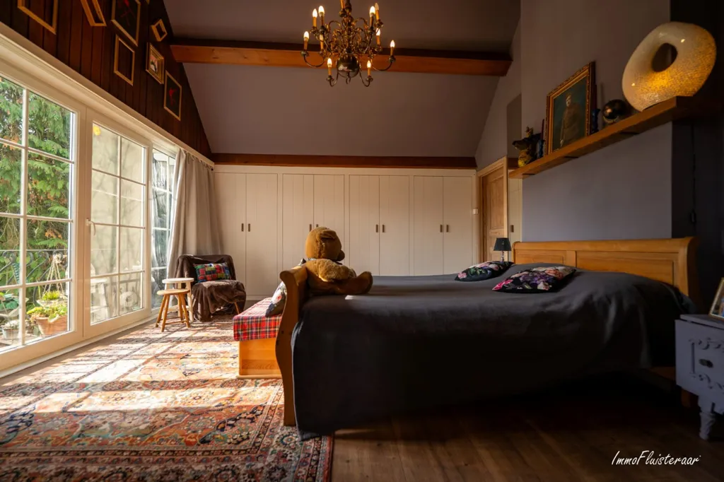 Chambres - Villa avec Piste Éclairée et Stalles à Geel