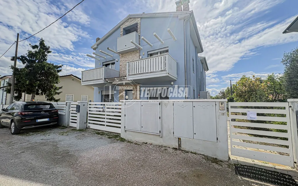 Esterno - Duplex con ingresso privato a Villalta, Cesenatico