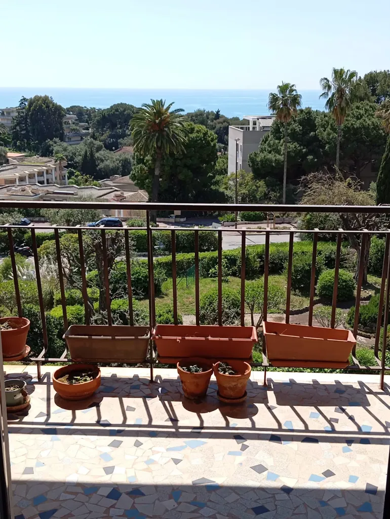 Balcone - 2-Bedroom Flat with Sea View in Cap Plateau