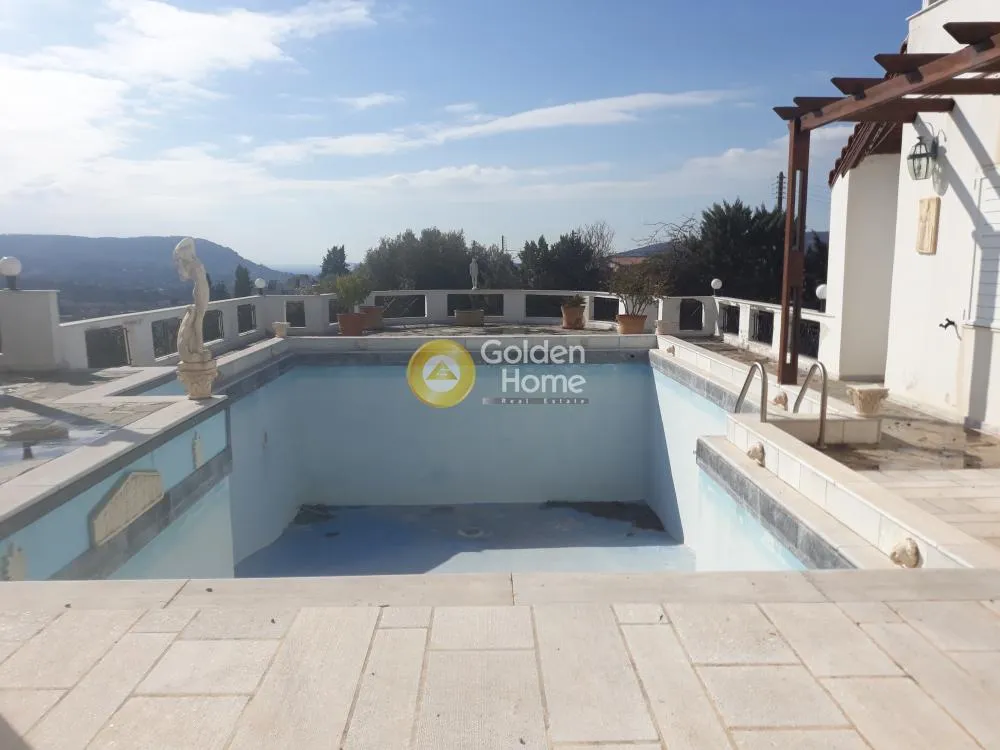 Piscine - Villa with Sea View in Koropi
