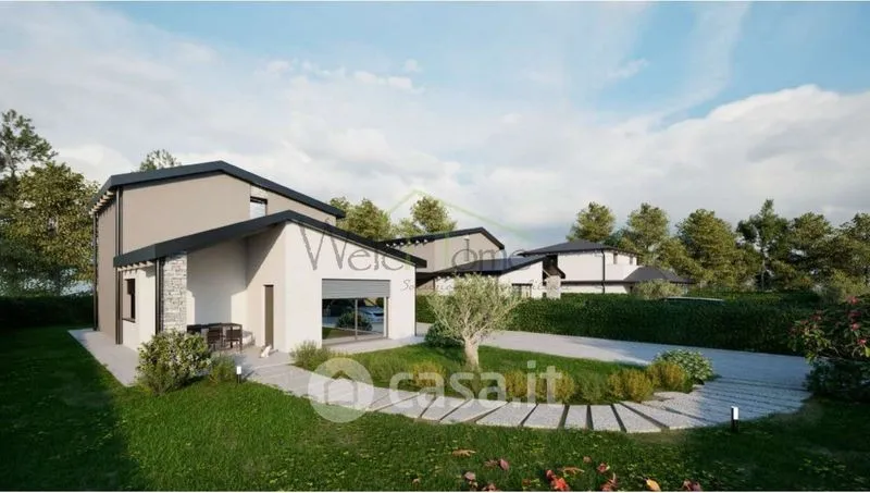 Außenansicht - Contemporary Villa with Garden in Albavilla