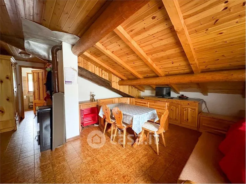 Séjour - Mountain View Apartment with Private Garage in Campodolcino