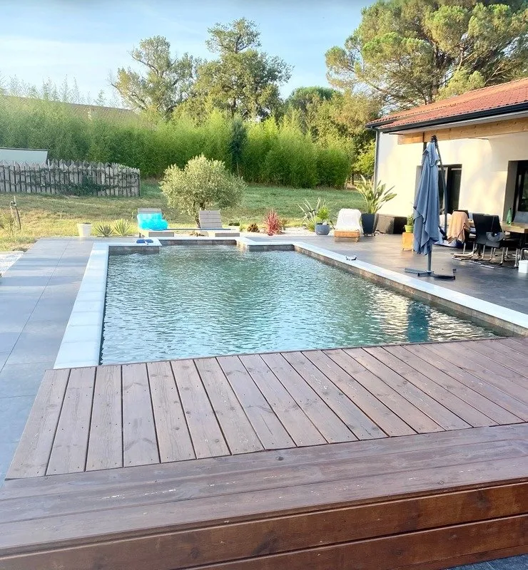 Pool - Contemporary House with Pool and Spa in Escource
