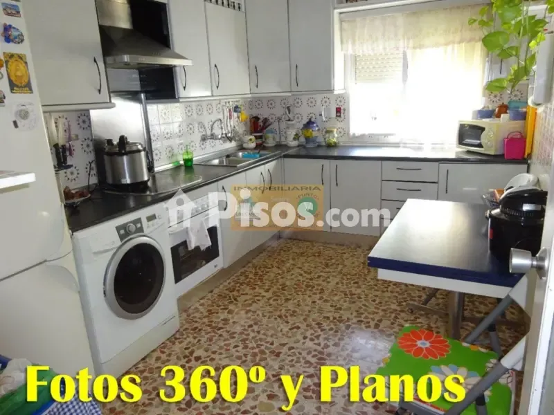 Cucina - House with Commercial Space in Las Torres