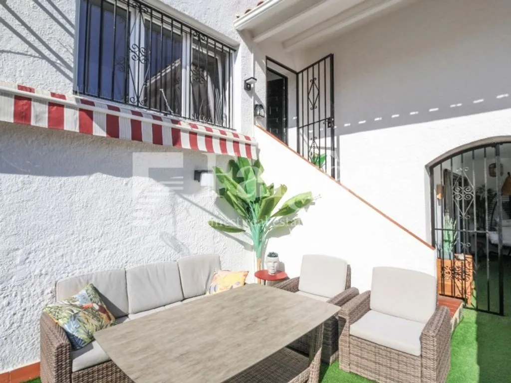 Terrasse - Luxury House with Pool in Empuriabrava