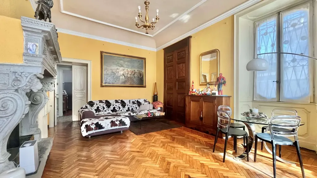 Living Room - Historic Villa with Private Garden in Intra