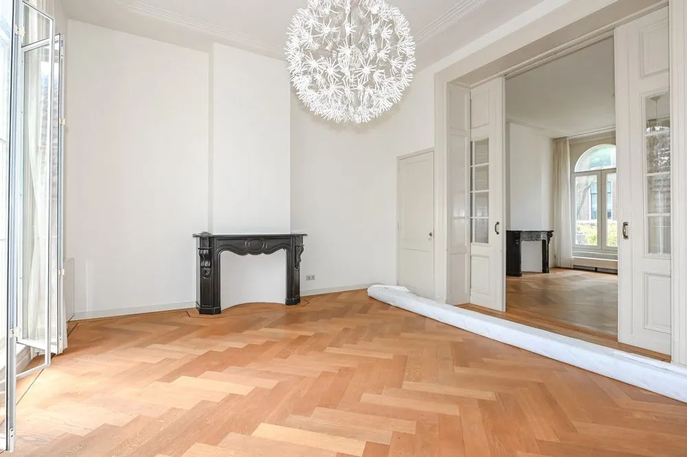 Séjour - Classic Penthouse with Balcony in Den Haag