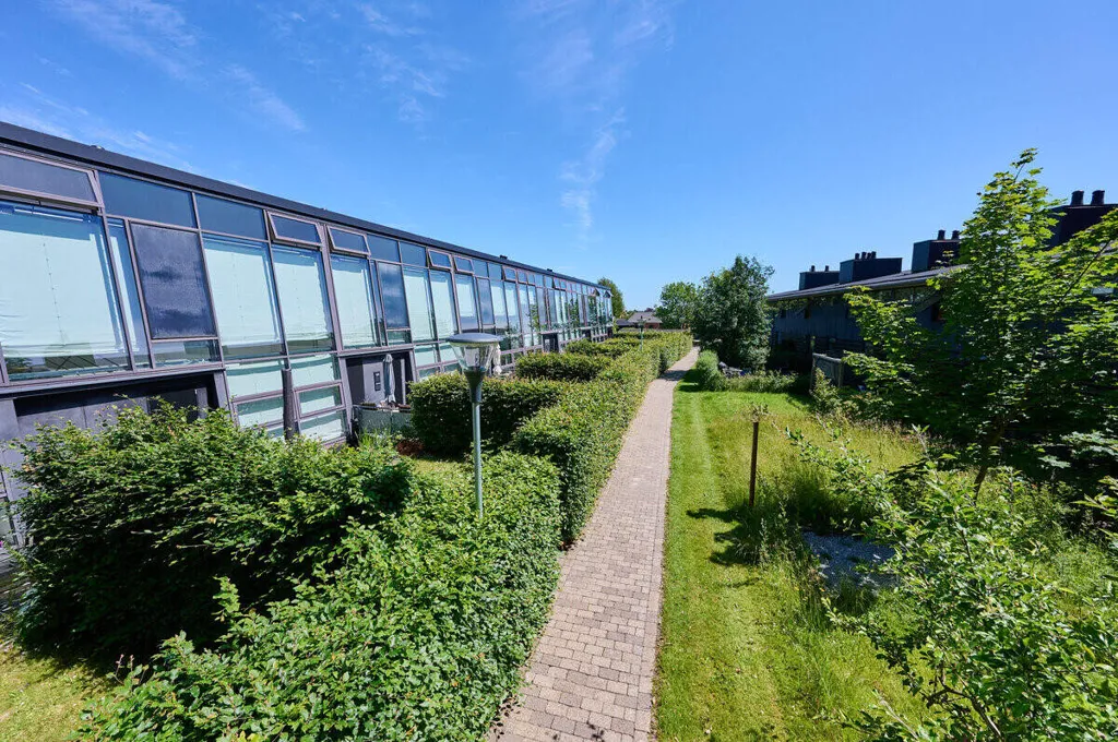 Garden - Eco-Friendly Terraced House in Ikast