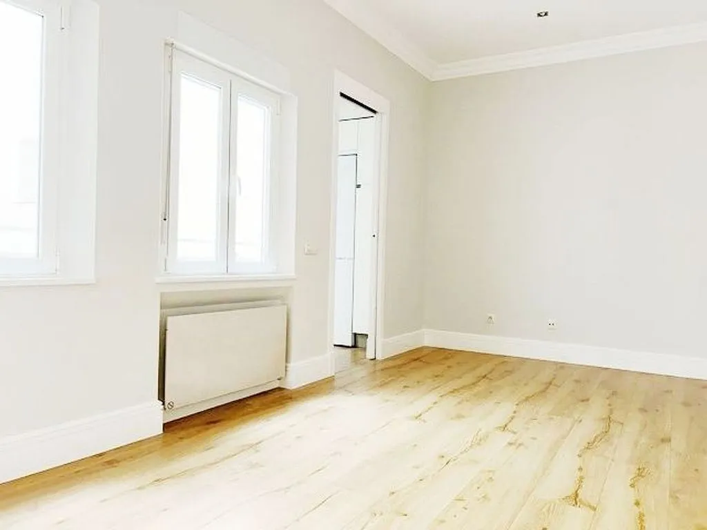 Toad - Modernised 1-Bedroom Flat with Elevator in Chamberí