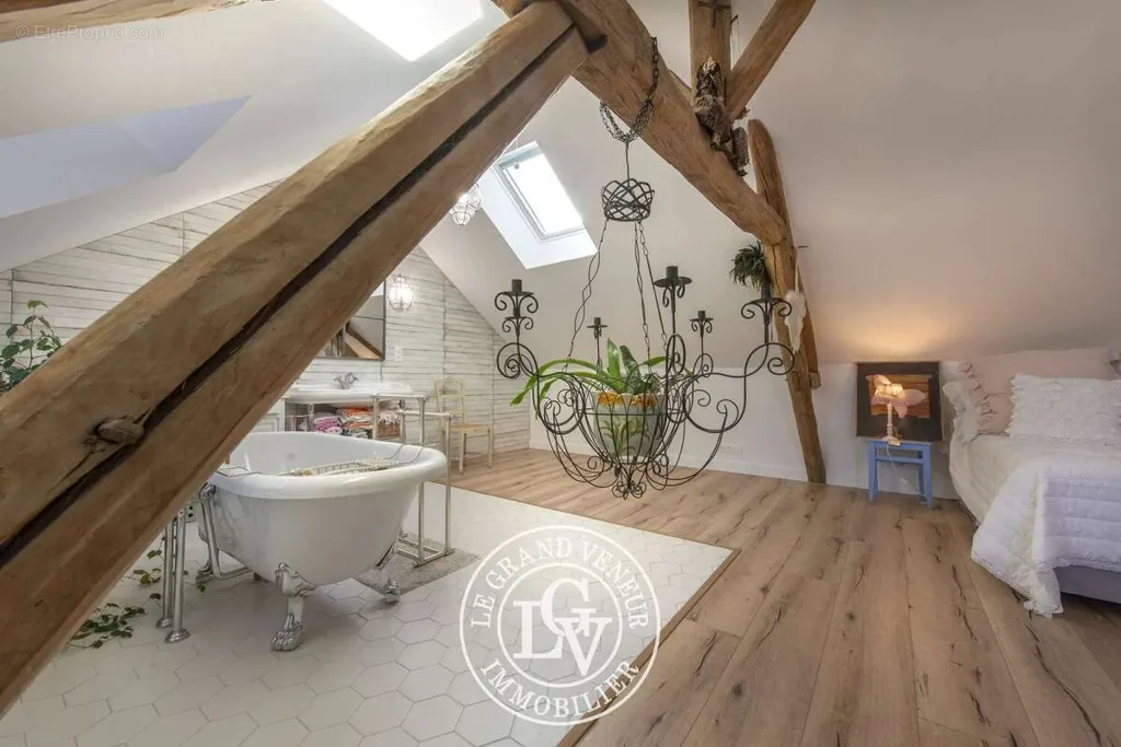 Salles de bain - Longère Rénovée avec Gîte Indépendant près de Fontainebleau