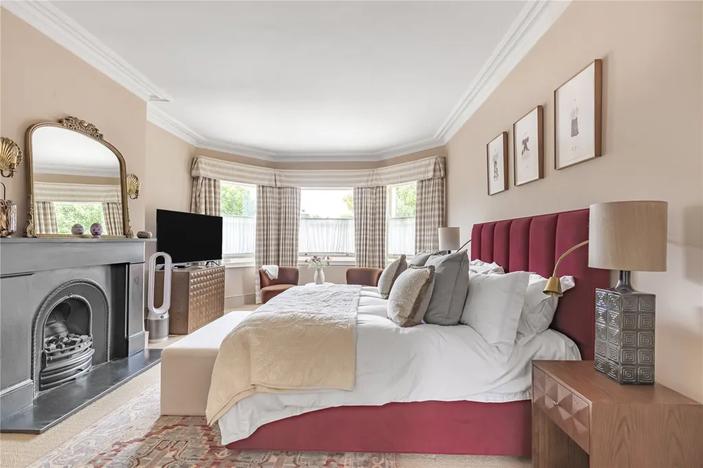 Magamistoad - 5 magamistoaga maja asukohas Twickenham