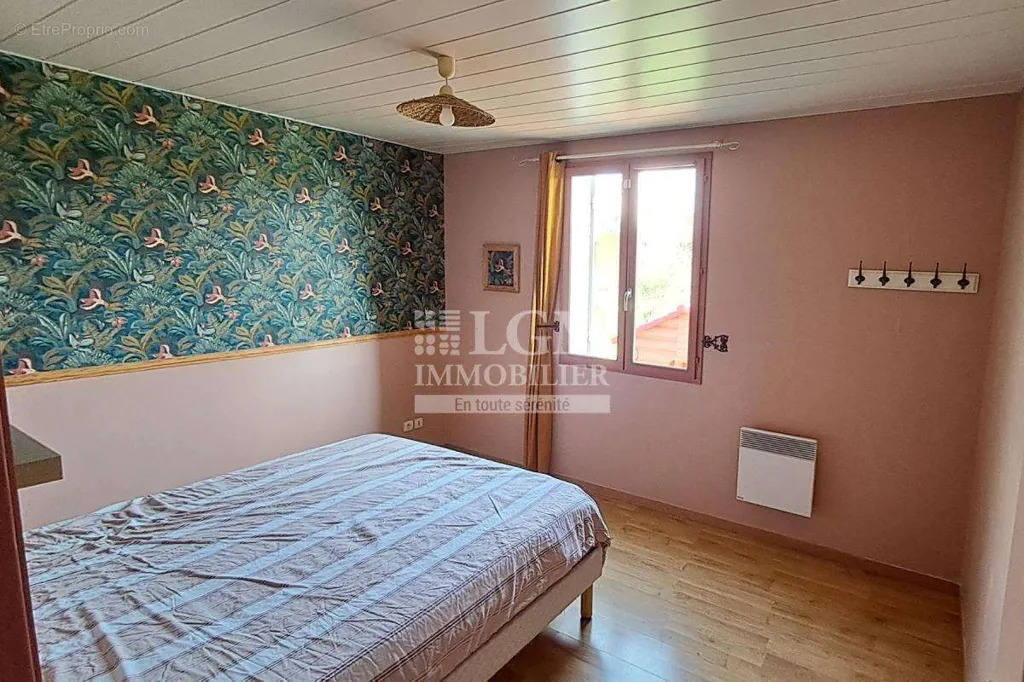 Chambres - Maison Individuelle avec Jardin à Hondschoote