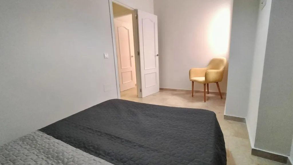 Chambres - Refurbished Flat with Lift in La Merced, Málaga