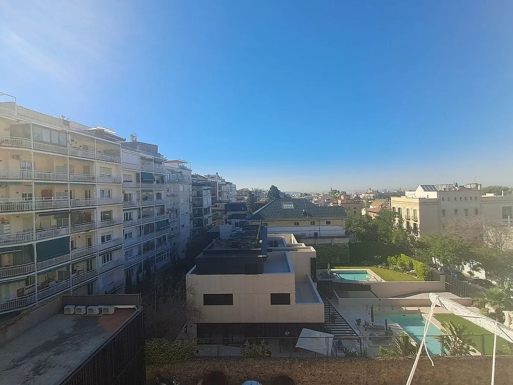 Rõdu - Attic with Potential in Sant Gervasi - La Bonanova