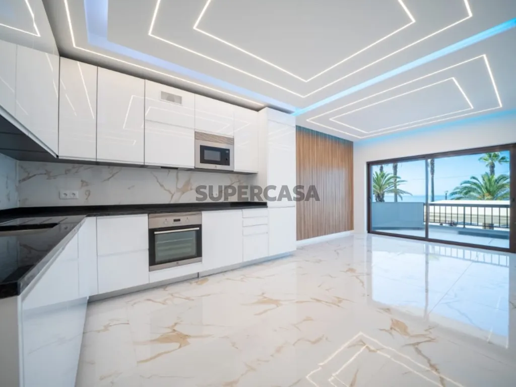 Kitchen - 3-Bedroom Flat with Sea View in Loulé