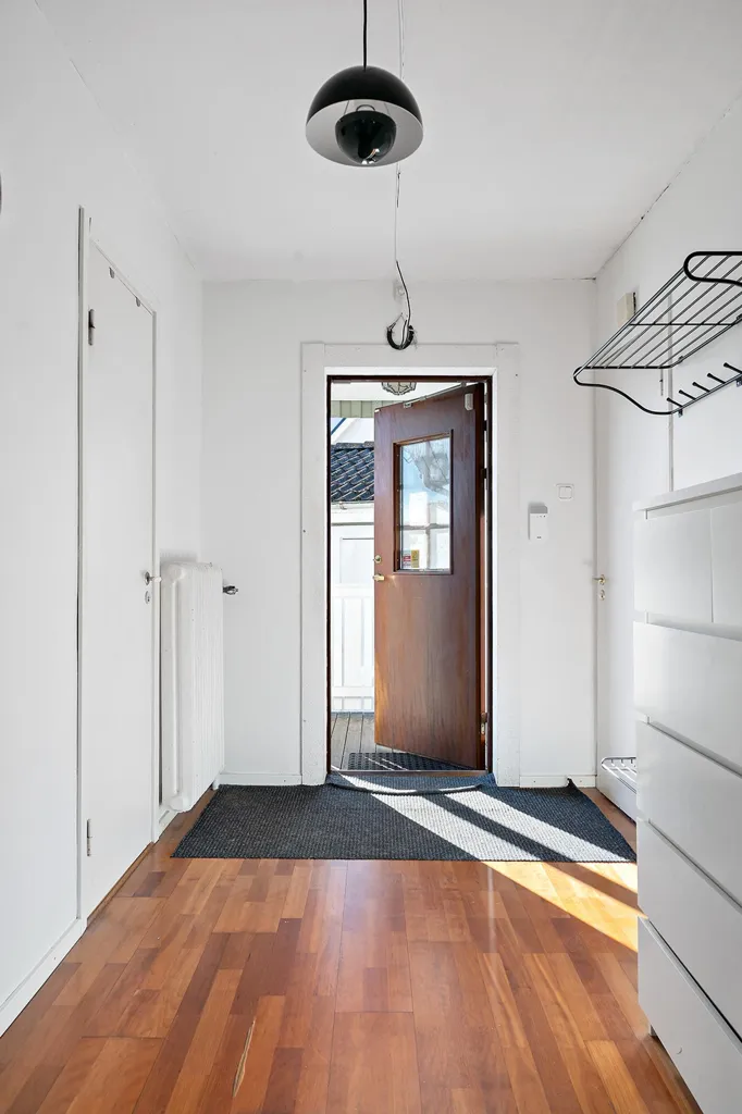 Hallway - Villa with Garden in Knislinge