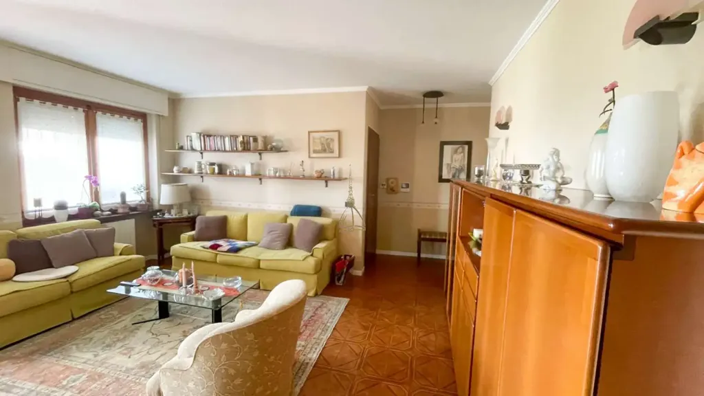 Elutuba - Trilocale with Private Garden in Moncalieri