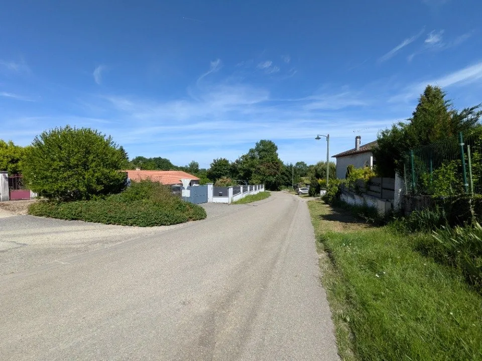 Välivaade - New Timber Frame House with Garden in Saint-Éloi