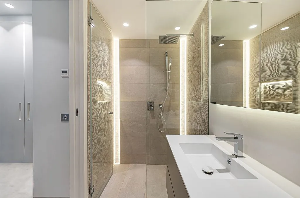 Vannitoad - Duplex with Pool in Marbella's Golden Mile