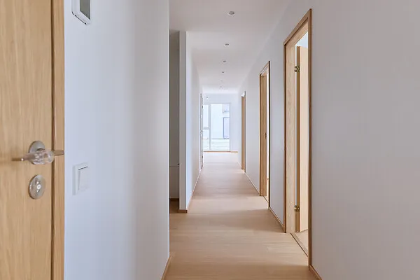 hallway_entrance