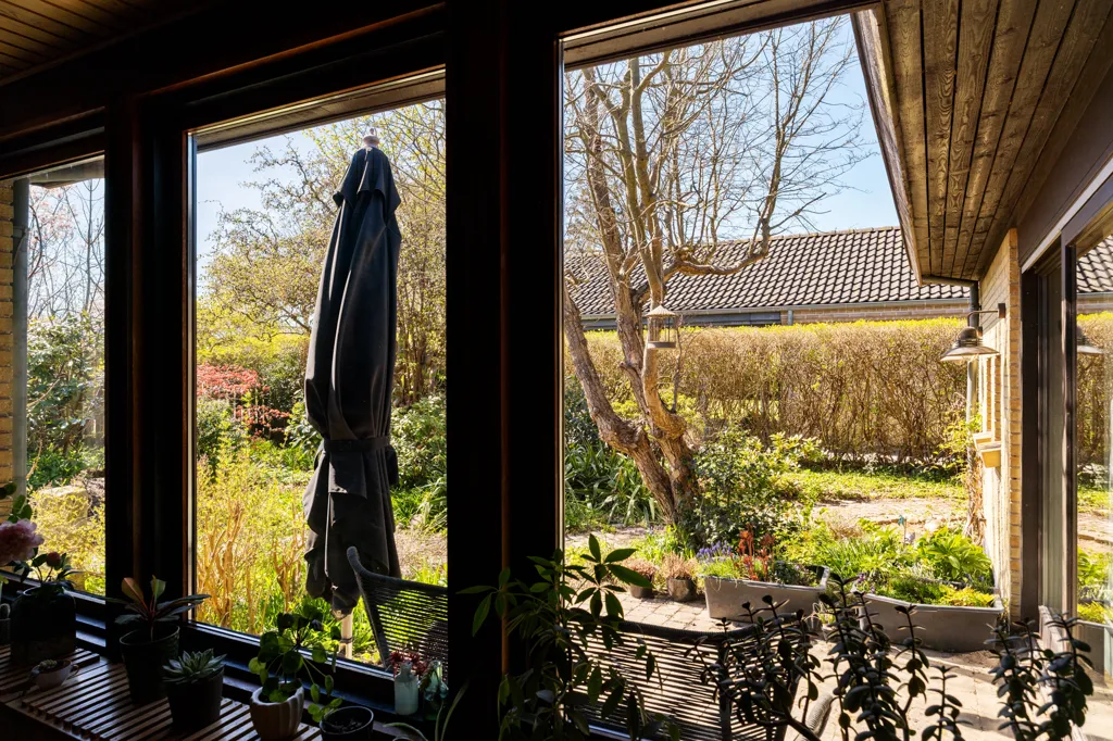 Giardino - Fenced Villa with Garden in Smørumvang