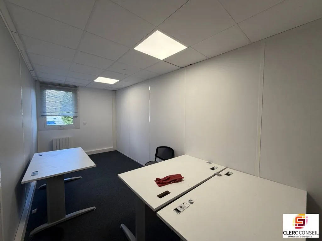 Bureau - Bureaux Rénovés avec Parking à Rouen Sud
