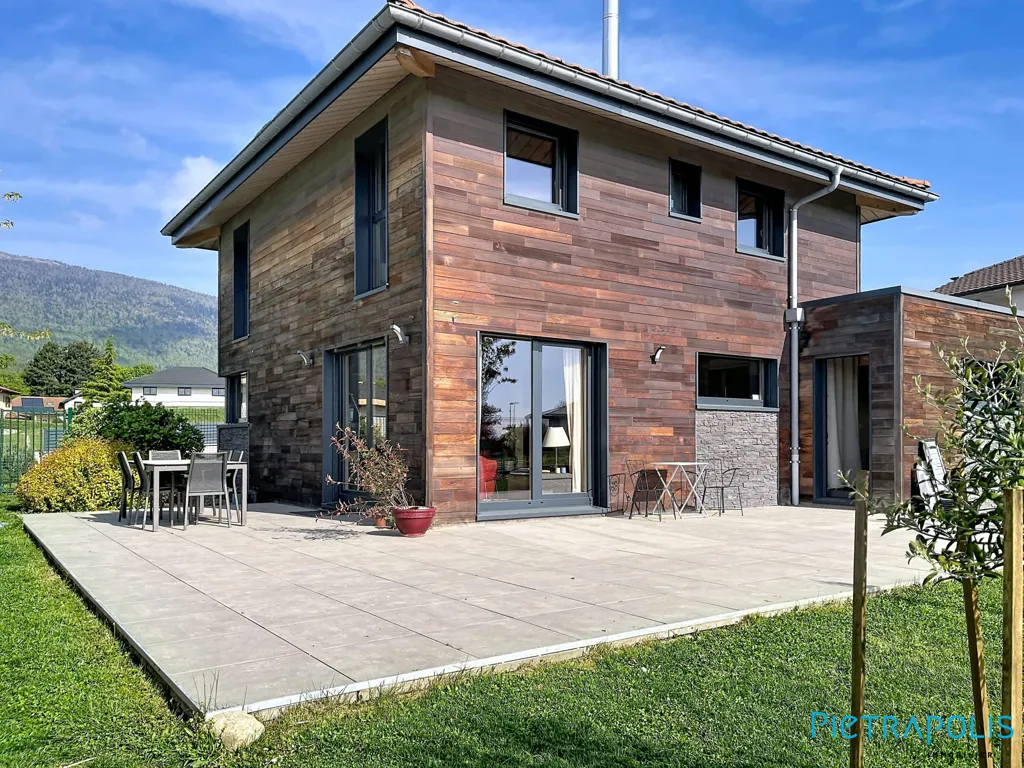 Extérieur - Villa avec Jardin et Terrasse à Échenevex