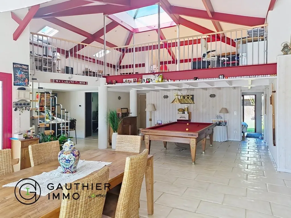 Séjour - Villa avec Piscine et Jardin à Gujan-Mestras