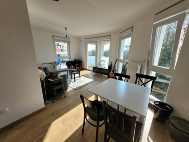 Kõik fotod (9) - Modern Flat with Balcony near Train Station