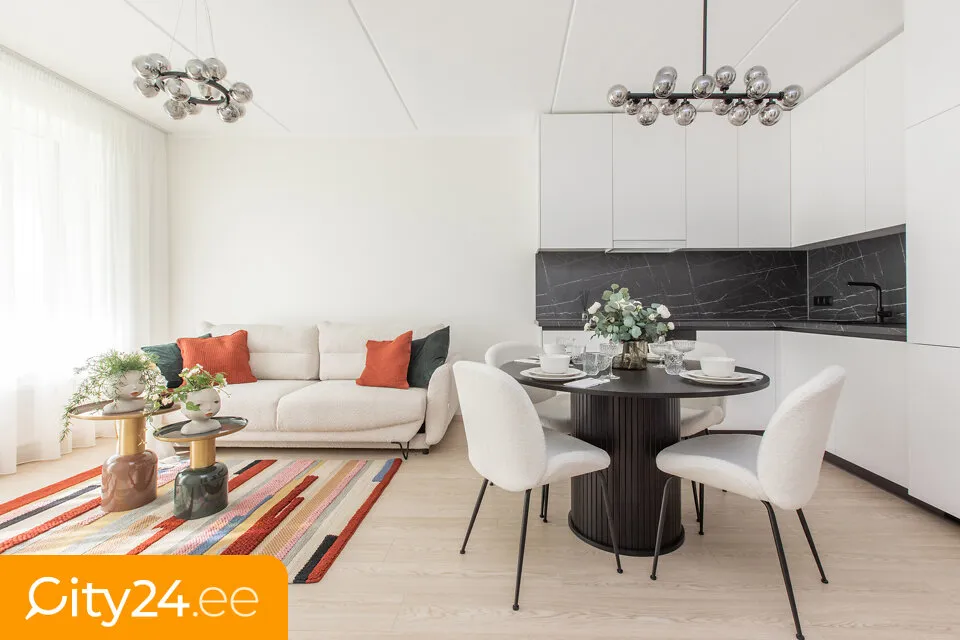 Dining Room - One-Bedroom Flat with Modern Amenities in Riga