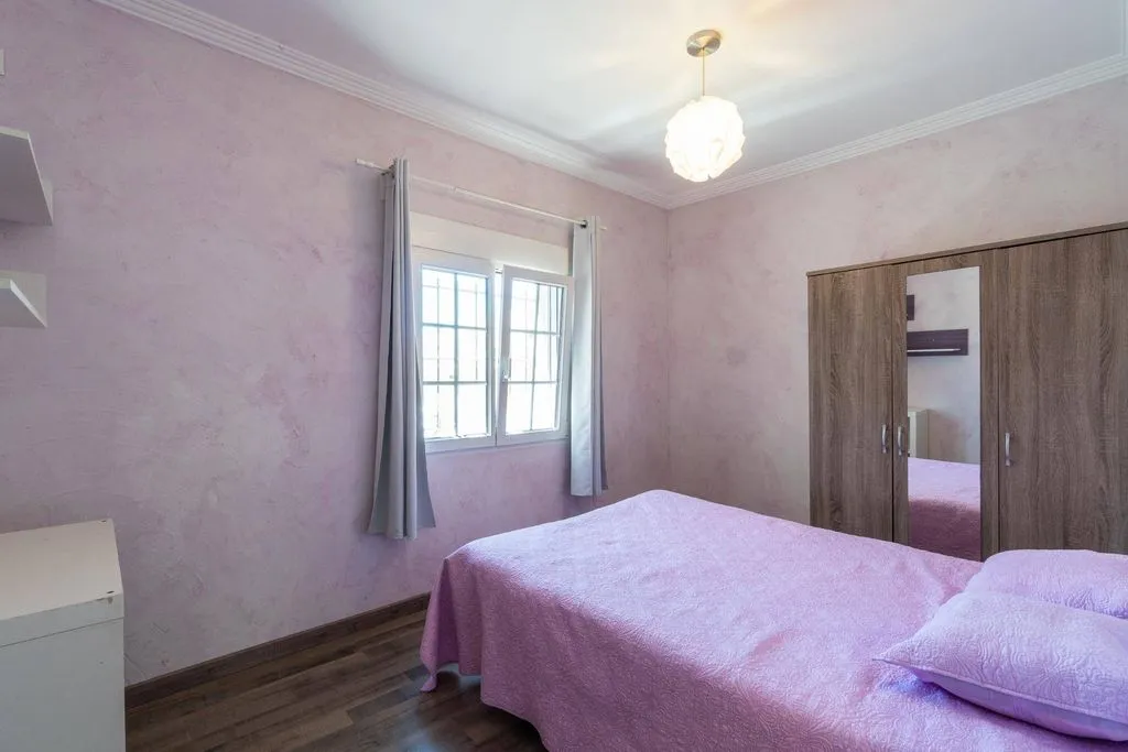 Bedrooms - Luxury Villa with Pool in Torrevieja