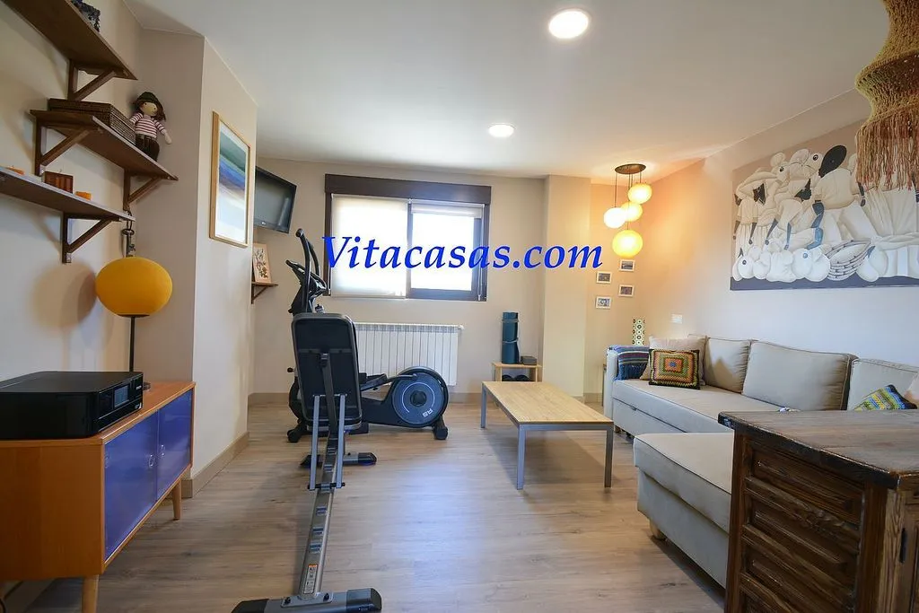Elutuba - Rustic Chalet with Pool in Robledillo de Mohernando