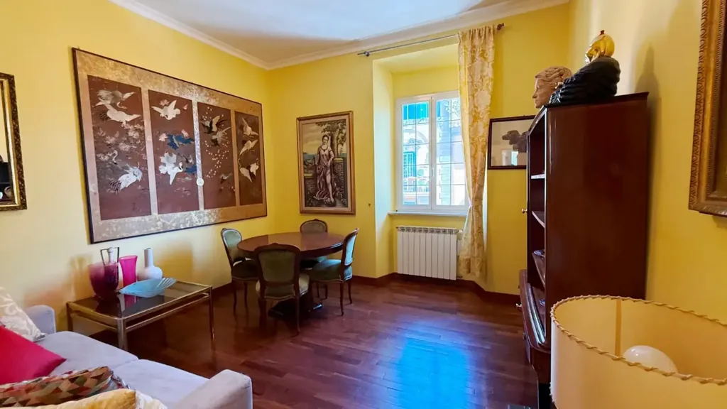 Elutuba - Charming Triplex with Balcony in Monteverde Vecchio