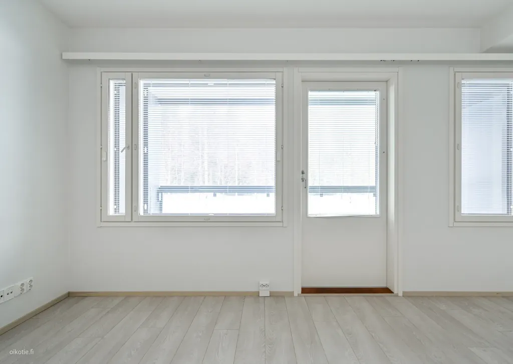 Pièces - Modern Studio with Balcony in Ritaharju, Oulu
