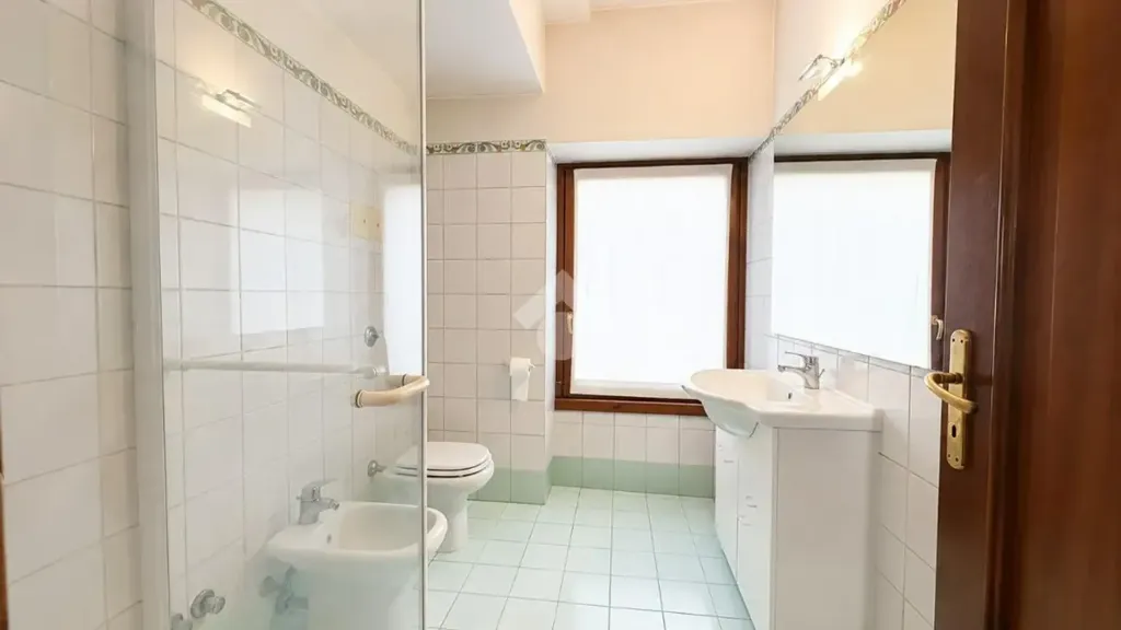 Bagni - Apartment with Terrace in Brescia