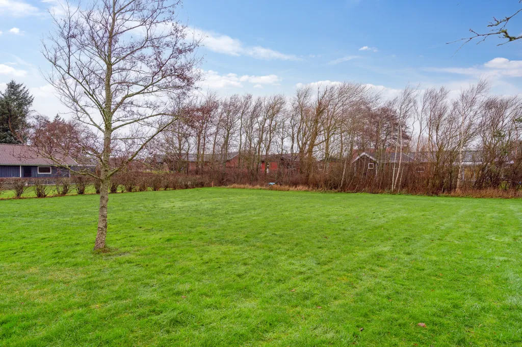 Jardin - Holiday Plot with Water Access in Ejsingholm