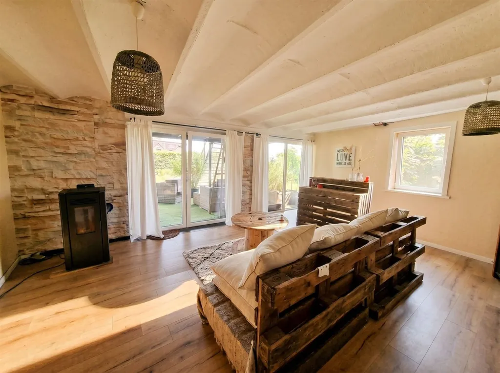 Séjour - Loft en Duplex avec Terrasse à Blicquy