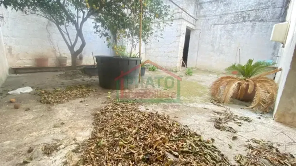 Aed - Terraced House with Garden in Squinzano